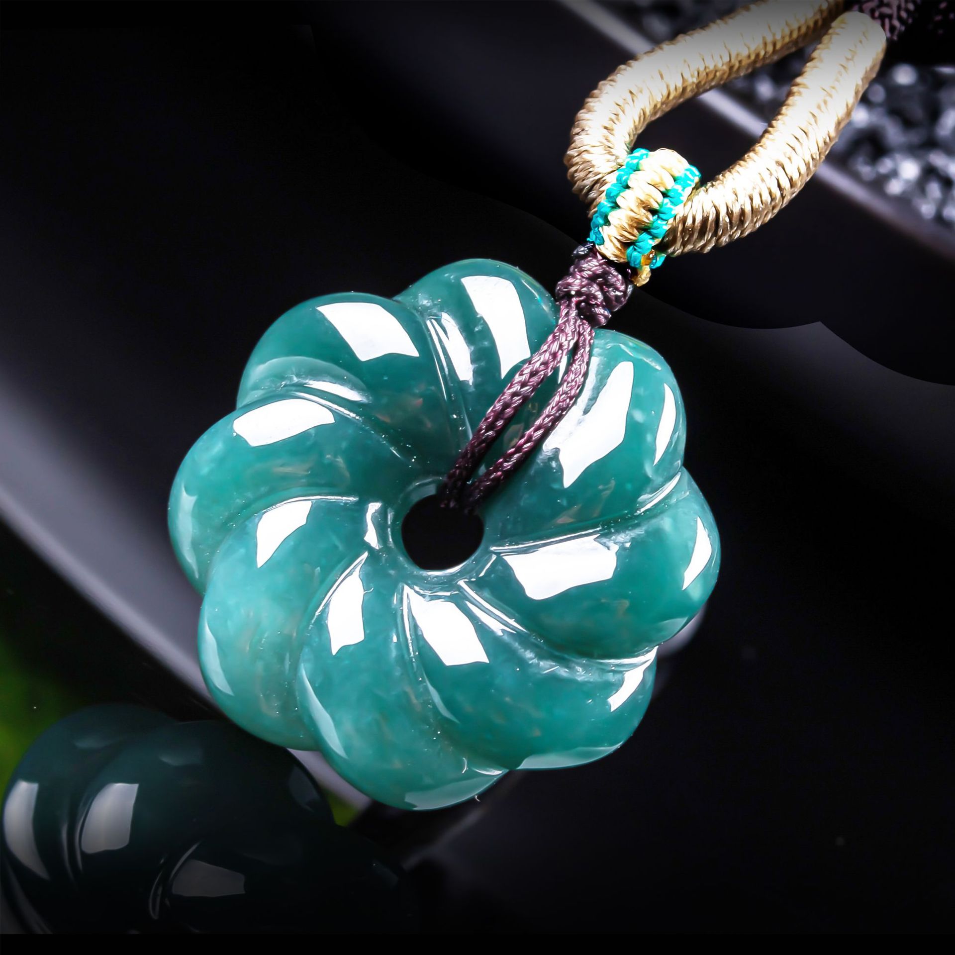 Women Accessories For Gift - Naturalny naszyjnik z jadeitu birmańskiego w