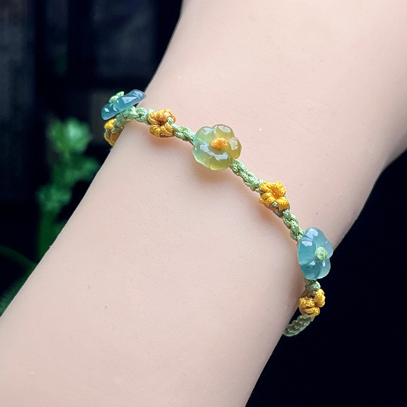 Women Accessories For Gift - Bransoletka z jadeitu birmańskiego w kształcie