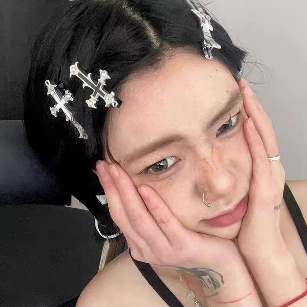 Gotyckie wsuwki do włosów z kr – Women'S Accessories H&M recenzja i cena
