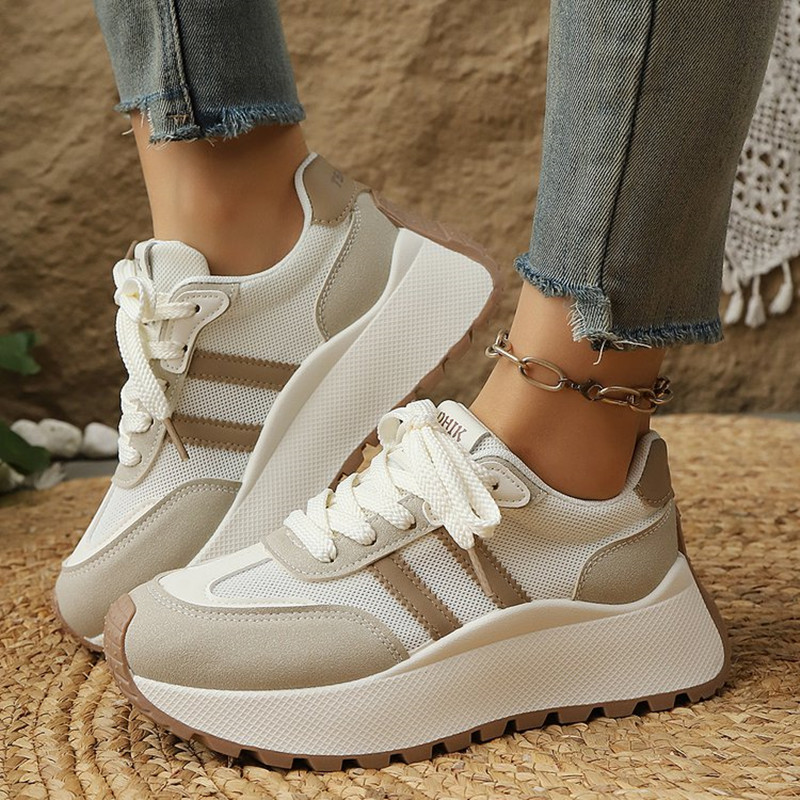 Modne, oddychające, sportowe,  – Women'S Accessories Trends 2025 recenzja i cena